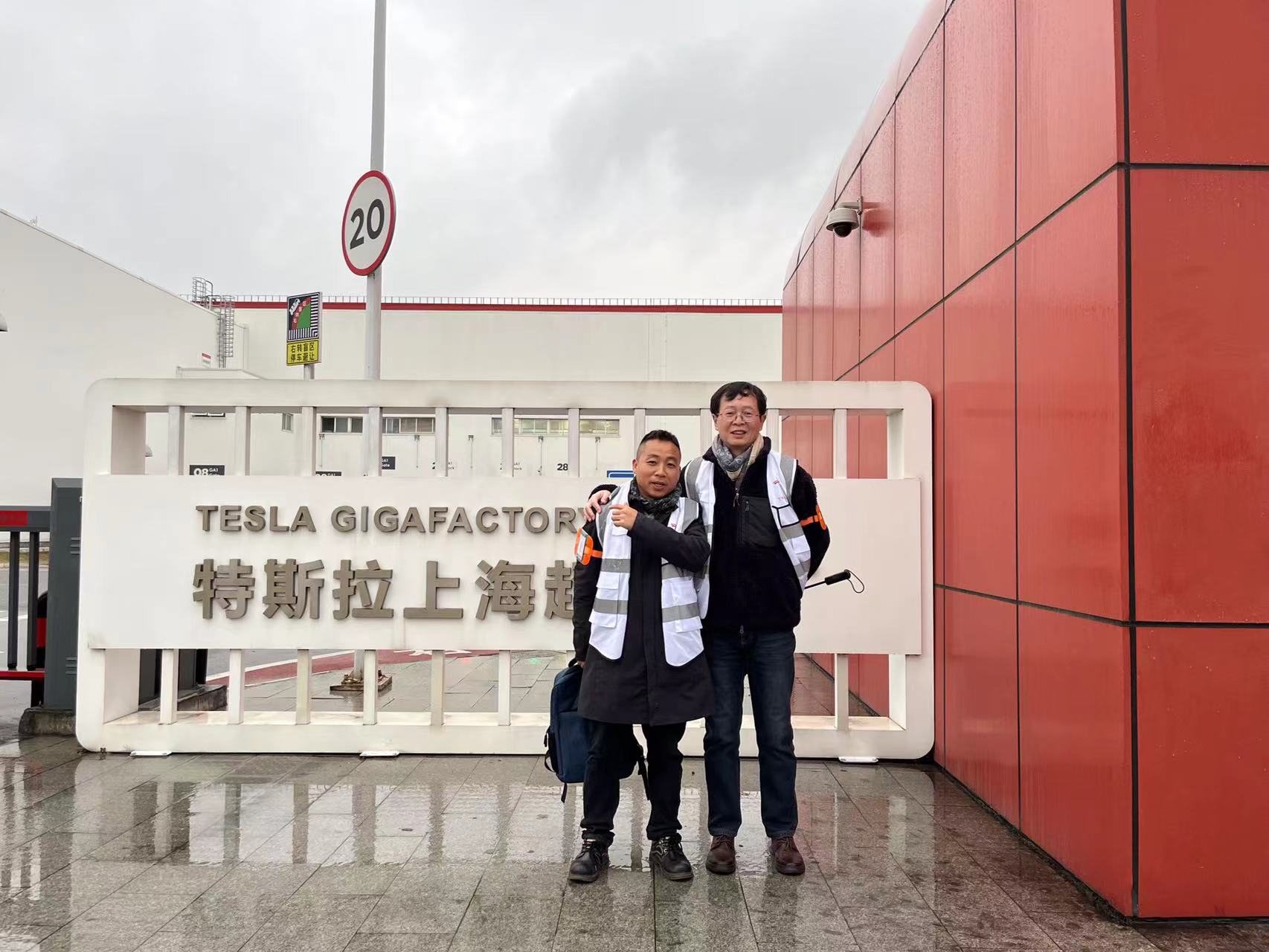 f34ba40080404306aaa48be745d03e4f.jpg f34ba40080404306aaa48be745d03e4f.jpg