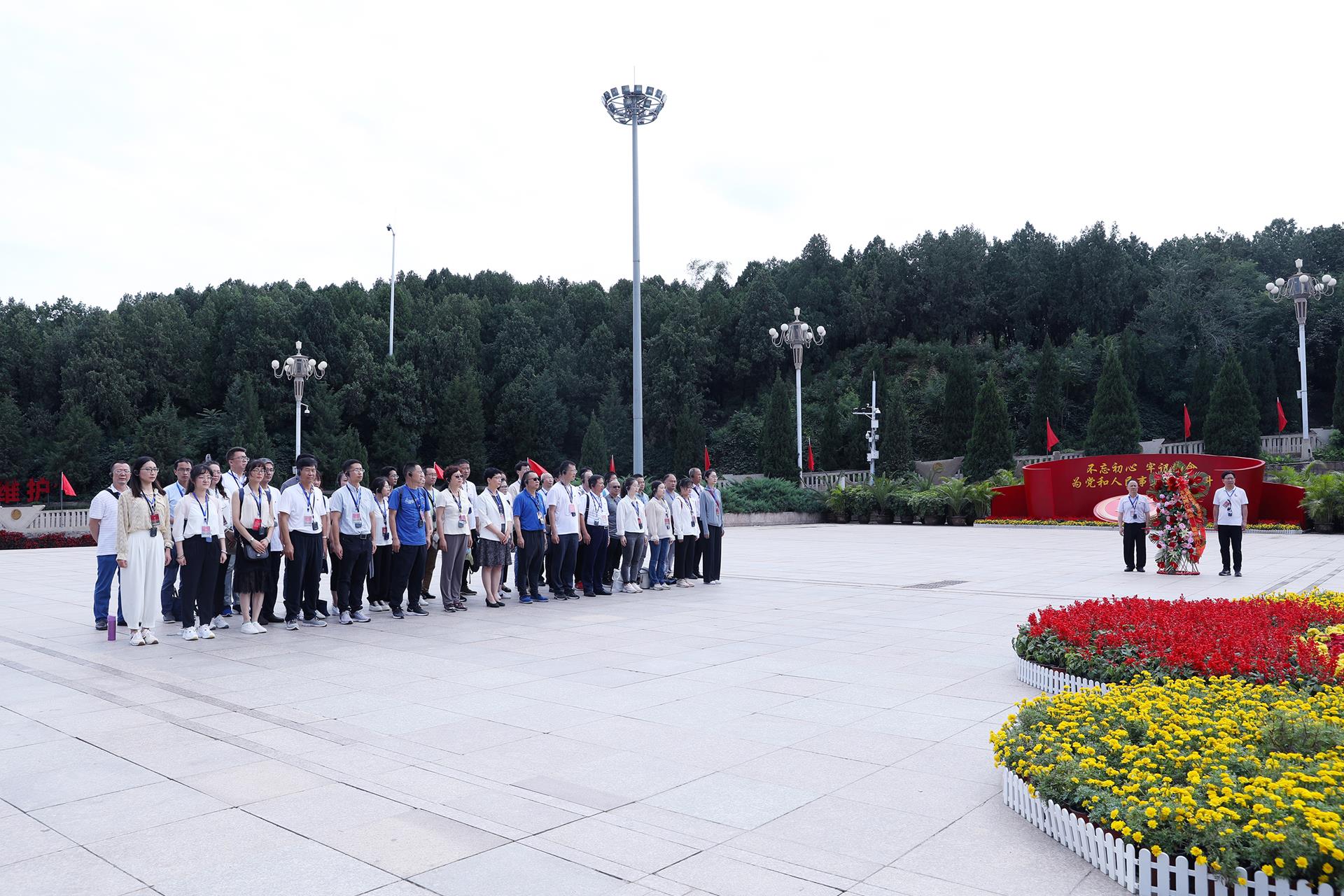 4520e8232e104f79a7001931c235aff7.jpg 4520e8232e104f79a7001931c235aff7.jpg