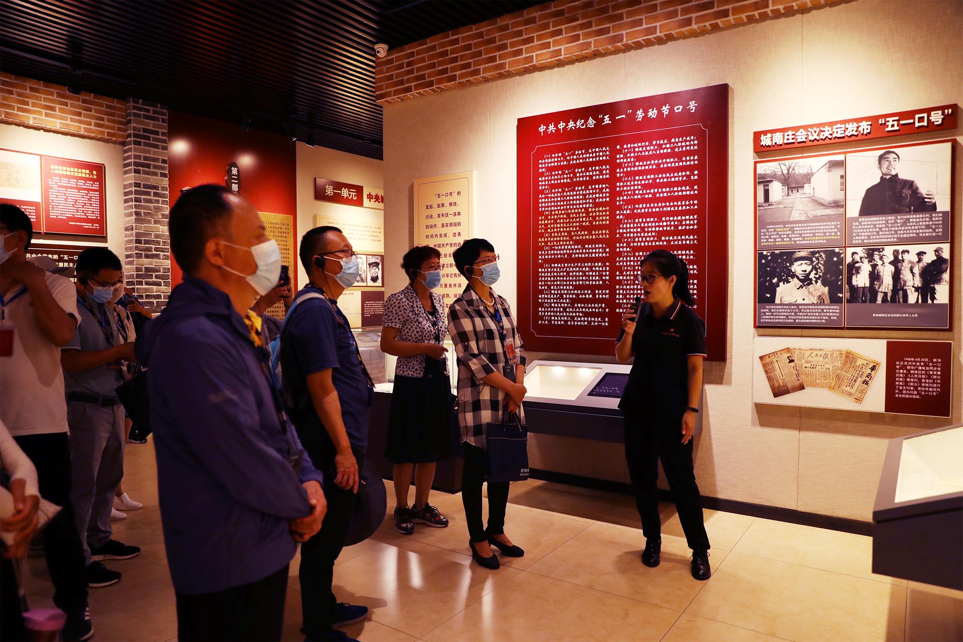 bcec1944323c4cb18a8db052340f5fb4.jpg bcec1944323c4cb18a8db052340f5fb4.jpg