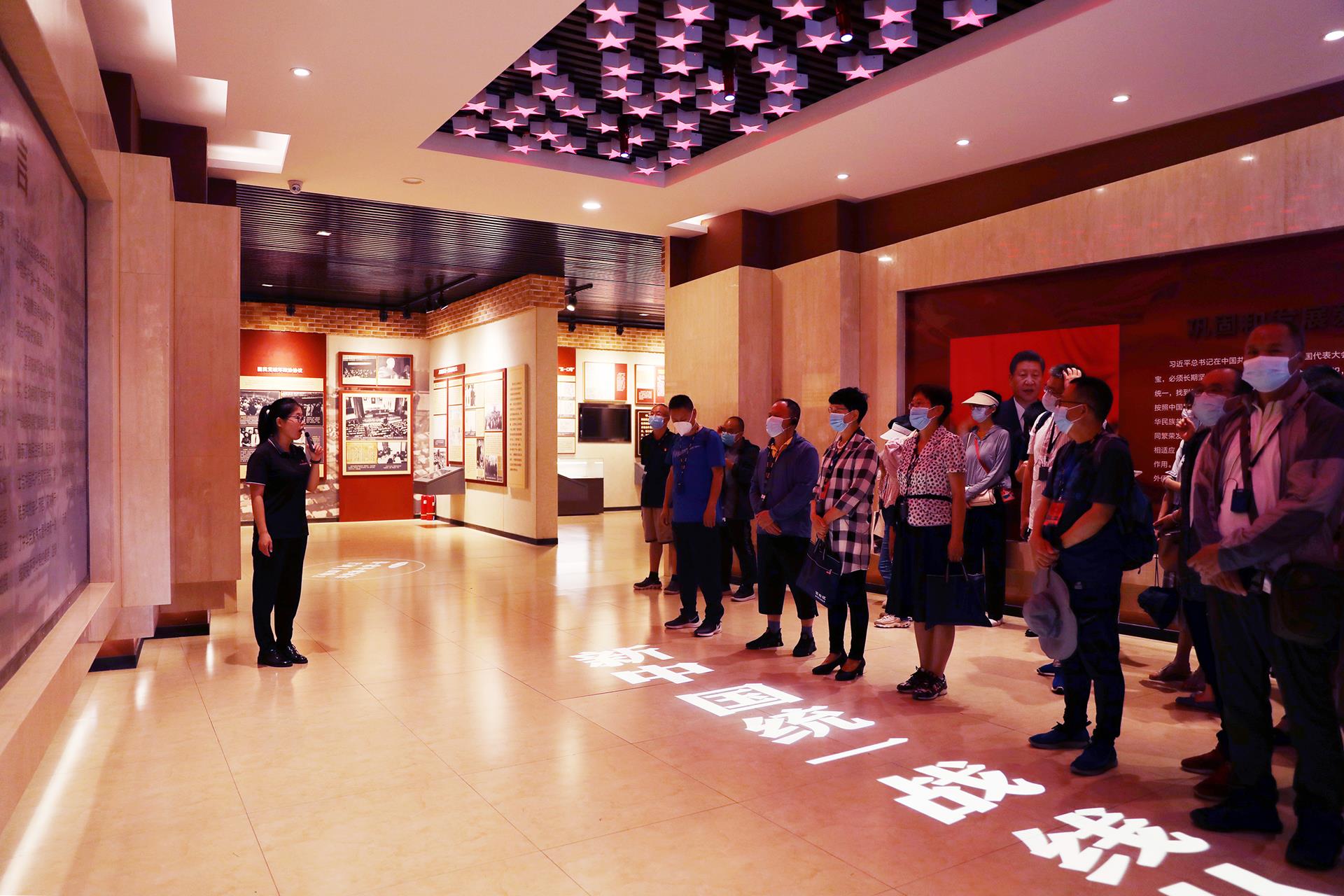 9dc755ff06924832a954f9d715222511.jpg 9dc755ff06924832a954f9d715222511.jpg