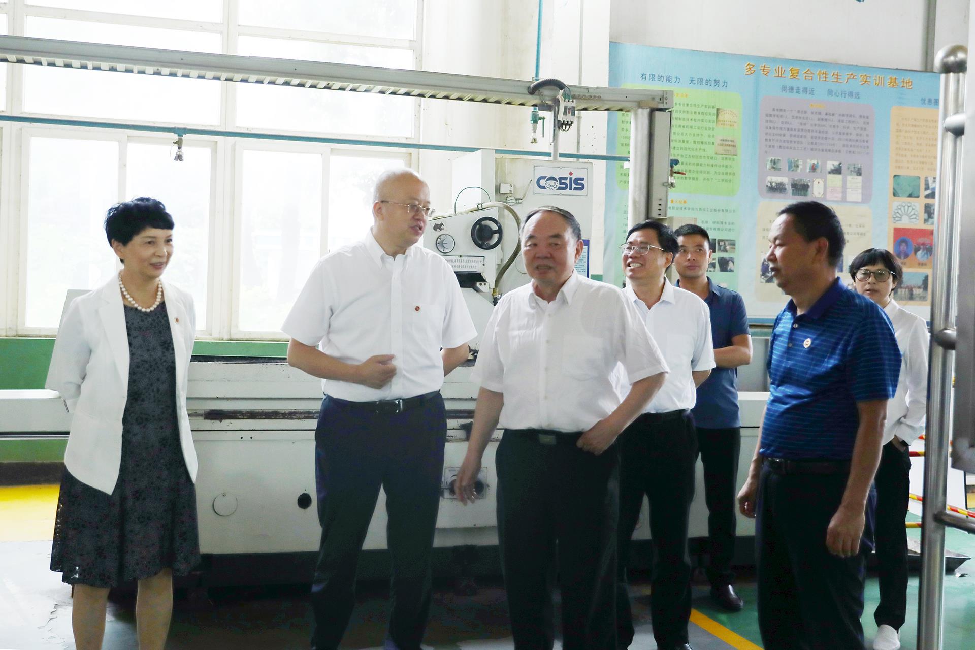 e96e6cc4fd2241298925abf1b4badb86.jpg e96e6cc4fd2241298925abf1b4badb86.jpg