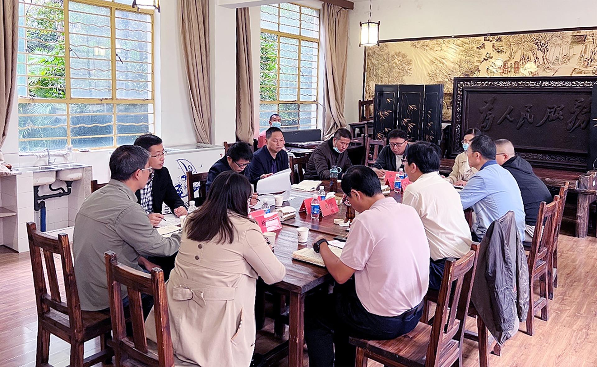 acdf652c1ca7481d8282d224856d7857.jpg acdf652c1ca7481d8282d224856d7857.jpg