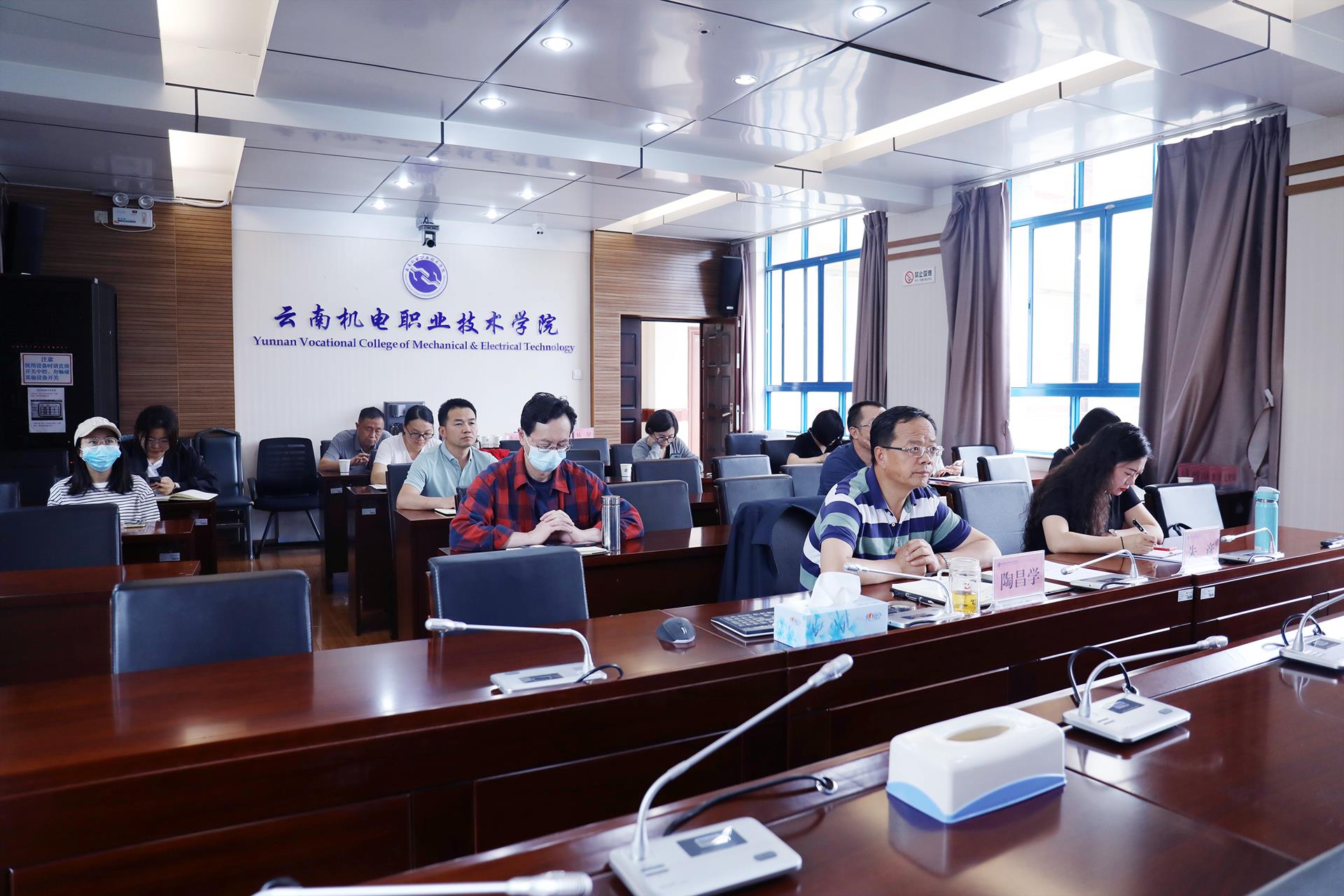 df6d8c807b6348e9a95dca8aaa64b8b2.jpg df6d8c807b6348e9a95dca8aaa64b8b2.jpg