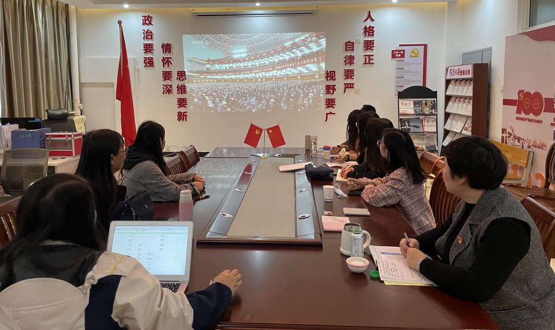 dba0ad253dc44dc99d07b32f0e75c87e.jpg dba0ad253dc44dc99d07b32f0e75c87e.jpg